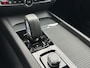 Volvo V60 2.0 B4 Essential Edition Climate / park assist / Driver assist /  18 inch.