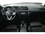 BMW 1-Serie 118i Executive Edition (SFEERVERLICHTING, DIGITALE COCKPIT, NAVIGATIE, PARKEERSENSOREN, CRUISE CONTROL)