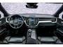 Volvo XC60 2.0 T6 Plug-in hybrid AWD Plus Dark | Long range | Parkeer Camera |  Panoramadak | Stoel/stuurverwarming | Elektr. verstelbare voorstoelen | Sportstoelen |