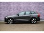 Volvo XC60 2.0 T6 Plug-in hybrid AWD Plus Dark | Long range | Parkeer Camera |  Panoramadak | Stoel/stuurverwarming | Elektr. verstelbare voorstoelen | Sportstoelen |