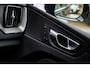 Volvo XC60 2.0 T6 Plug-in hybrid AWD Plus Dark | Long range | Parkeer Camera |  Panoramadak | Stoel/stuurverwarming | Elektr. verstelbare voorstoelen | Sportstoelen |