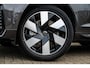 Volvo XC60 2.0 T6 Plug-in hybrid AWD Plus Dark | Long range | Parkeer Camera |  Panoramadak | Stoel/stuurverwarming | Elektr. verstelbare voorstoelen | Sportstoelen |