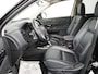 Mitsubishi Outlander 2.0 PHEV instyle - Lederen bekleding - Navigatie - Stoelverwarming - Trekhaak