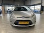 Ford Fiesta 1.25 Titanium | Voorruitverwarming | Clima | Cruise | Bluetooth | Park. Sens. A | Lichtmetalen velgen