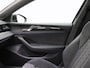 Volkswagen Passat R-Line Edition 1.5 eHybrid 204 PK | Panoramadak | Trekhaak | 360 Camera | Sportstoelen | Stoel- & Stuurverwarming |