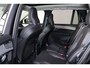 Volvo XC90 T8 Recharge AWD Ultra Dark - Luchtvering - Panorama/schuifdak - IntelliSafe Assist & Surround - 360º Camera - Bowers & Wilkins audio - Adaptieve LED koplampen - Verwarmde voorstoelen, stuur & achterbank - Parkeersensoren voor & achter - Elektr. bedienb. voorstoelen met geheugen - Head up display - Draadloze tel. lader - Extra getint glas - Elektr. inklapbare trekhaak - 21' LMV