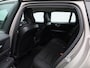 Volvo V60 2.0 B3 Momentum Advantage | Automaat | Apple Carplay/Android Auto | Achteruitrijcamera | Stoelverwarming | Cruise Control | Parkeersensoren | Stuurwiel Verwarmd| Lichtmetalen Velgen |