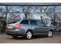 Skoda Octavia Combi 1.6 FSI Elegance Attractive Business , Cruise control, Navigatie,