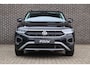 Volkswagen T-Roc 1.0 TSI 115pk Life Edition | Stoelverwarming | Climatronic | Dodehoek Sensoren