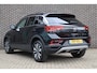 Volkswagen T-Roc 1.0 TSI 115pk Life Edition | Stoelverwarming | Climatronic | Dodehoek Sensoren