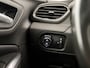 Opel Grandland X 1.2 Turbo Elegance (APPLE CARPLAY, GROOT NAVI, CLIMATE, 360 CAMERA, LEDER, SPORTSTOELEN, TREKHAAK, LED KOPLAMPEN, CRUISE, NIEUWSTAAT)