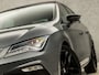 SEAT Leon 1.4 TSI FR Intense Sport 150Pk Automaat (SCHUIFDAK, APPLE CARPLAY, KEYLESS, CAMERA, STOELVERWARMING, LEDER/ALCANTARA, GETINT GLAS, LED KOPLAMPEN, MODE KNOP, CRUISE, SFEERVERLICHTING, NIEUWSTAAT)