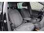 Volkswagen Tiguan 1.4 TSI 125pk Connected Series | R-Line Exterieur | Panoramadak | Dynaudio Soundsysteem | Trekhaak wegklapbaar