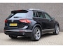 Volkswagen Tiguan 1.4 TSI 125pk Connected Series | R-Line Exterieur | Panoramadak | Dynaudio Soundsysteem | Trekhaak wegklapbaar