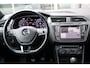 Volkswagen Tiguan 1.4 TSI 125pk Connected Series | R-Line Exterieur | Panoramadak | Dynaudio Soundsysteem | Trekhaak wegklapbaar