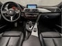 BMW 3-Serie Touring 320i M Sport High Executive 184Pk Automaat (GROOT NAVI, M PAKKET, CLIMATE, LEDER, STOELVERWARMING, SPORTSTOELEN, GETINT GLAS, SPORT AUTOMAAT, ELEK ACHTERKLEP, NIEUWSTAAT)