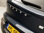 Volvo XC40 1.5 T4 Recharge Inscription Expression 211Pk Automaat (APPLE CARPLAY, LEDER, STUUR/STOELVERWARMING, GETINT GLAS, SPORTSTOELEN, ELEK ACHTERKLEP, KEYLESS, TREKHAAK, NIEUWSTAAT)