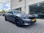 BMW 3-Serie Touring 330e Sportstoelen Navi Clima Cruise PDC Leer Active cruise controle Regensensor 17 inch