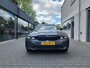 BMW 3-Serie Touring 330e Sportstoelen Navi Clima Cruise PDC Leer Active cruise controle Regensensor 17 inch