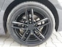 BMW 3-Serie Touring 330e Sportstoelen Navi Clima Cruise PDC Leer Active cruise controle Regensensor 17 inch