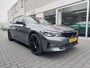 BMW 3-Serie Touring 330e Sportstoelen Navi Clima Cruise PDC Leer Active cruise controle Regensensor 17 inch