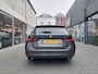 BMW 3-Serie Touring 330e Sportstoelen Navi Clima Cruise PDC Leer Active cruise controle Regensensor 17 inch