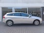Volvo V60 1.6 T3 Kinetic Origineel NL Trekhaak Clima Cruise Pdc Telefoon 16 inch lm NAP