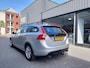 Volvo V60 1.6 T3 Kinetic Origineel NL Trekhaak Clima Cruise Pdc Telefoon 16 inch lm NAP