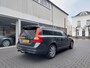 Volvo V70 2.0 Limited Edition Dealer onderhouden Stoelverwarming Leer Spoiler Cruise PDC Trekhaak Navigatie 17 inch Regensensor