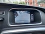 Volvo V40 1.6 T4 Summum Dealer oh Xenon Camera PDC Telefoon Cruise Clima PDC Leer Electrisch verstelbare stoel 17 inch Trekhaak