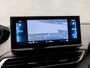 Peugeot 5008 1.2 PureTech Allure 7 Persoons Automaat (APPLE CARPLAY, GROOT NAVI, LEDER, 360 CAMERA, SPORTSTOELEN, STOELVERWARMING, KEYLESS, GETINT GLAS, TREKHAAK, ADAPTIVE CRUISE, NIEUWSTAAT)