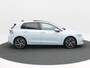 Volkswagen Golf 1.5 eHybrid 50 Edition 204 Pk Automaat | Panoramadak | Trekhaak Elektrisch | Stoel Verwarming | Adaptive Cruise | Virtual Cockpit | 18 Inch | 19.693 Km!!