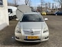Toyota Avensis Wagon 2.4 VVTi Executive Business - APK 12/2026 - BOMVOL OPTIES - RIJDT & SCHAKELT GOED!