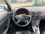Toyota Avensis Wagon 2.4 VVTi Executive Business - APK 12/2026 - BOMVOL OPTIES - RIJDT & SCHAKELT GOED!