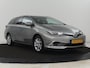 Toyota Auris 1.8 Hybrid Executive | Stoelverwarming | Half leder | Navigatie | Keyless | Climate control | Cruise control | Parkeerhulp