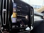 Volvo XC40 Plug-in Hybrid T5 Plus Bright | Facelift | Lederen bekleding | Adaptive cruise control | 20 inch velgen | Stoel- en stuurverwarming | Navigatie | Apple Carplay / Android Auto | LED koplampen | Getint glas | Dode hoek detectie BLIS | Alarm |
