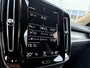 Volvo XC40 Plug-in Hybrid T5 Plus Bright | Facelift | Lederen bekleding | Adaptive cruise control | 20 inch velgen | Stoel- en stuurverwarming | Navigatie | Apple Carplay / Android Auto | LED koplampen | Getint glas | Dode hoek detectie BLIS | Alarm |