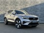Volvo XC40 Plug-in Hybrid T5 Plus Bright | Facelift | Lederen bekleding | Adaptive cruise control | 20 inch velgen | Stoel- en stuurverwarming | Navigatie | Apple Carplay / Android Auto | LED koplampen | Getint glas | Dode hoek detectie BLIS | Alarm |