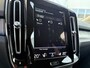 Volvo XC40 Plug-in Hybrid T5 Plus Bright | Facelift | Lederen bekleding | Adaptive cruise control | 20 inch velgen | Stoel- en stuurverwarming | Navigatie | Apple Carplay / Android Auto | LED koplampen | Getint glas | Dode hoek detectie BLIS | Alarm |