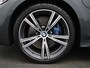 BMW 3-Serie Touring 330e AUTOMAAT | M-PAKKET INTERIEUR & EXTERIEUR | HARMAN KARDON | CAMERA | NAVIGATIE | APPLE CARPLAY | CLIMA | CRUISE | PDC | ALCANTARA/LEDER | VIRTUEEL | 12 MAANDEN BOVAG GARANTIE |
