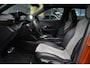 Peugeot e-2008 EV GT Pack 50 kWh 136 pk Navigatie/Stoelverwarming/AdaptieveCruiseControl