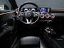 Mercedes-Benz A-klasse 250 e Business Solution Luxury Limited [SCHUIFDAK, CAMERA, SFEERVERLICHTING, LEDER, SPORTSTOELEN, STOELVERWARMING, NIEUWSTAAT]