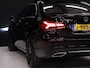 Mercedes-Benz A-klasse 250 e Business Solution Luxury Limited [SCHUIFDAK, CAMERA, SFEERVERLICHTING, LEDER, SPORTSTOELEN, STOELVERWARMING, NIEUWSTAAT]