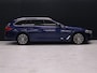BMW 5-Serie Touring 520i High Executive Edition [SCHUIFDAK, MEMORY SEATS, CAMERA, HEAD UP DISPLAY, VOL LEDER, SPORTSTOELEN, NIEUWSTAAT]