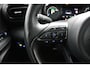 Toyota Yaris 1.5 Hybrid Executive | Stuur en stoel verwarming | Panoramadak | Parkeersensoren | Leder / stof bekleding |