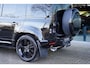 Land Rover Defender 110 P 525 V8 Black Edition / Panoramadak / Meridian / BTW