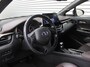 Toyota C-HR 1.8 Hybrid Executive | Trekhaak | Stuur-/stoelverwarming | 18" LM | Camera | Cruise adapt. | Dodehoek detectie | PDC | Clima | LED | Navi |