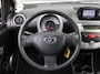 Toyota Aygo 1.0 VVT-i Now | Navi | Airco | Weinig km | All seasons | Nw APK | Centrale deurvergrendeling |