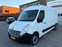 Renault Master T33 2.3 dCi L2H2 Générique! 3-Pers.! Nwe APK!