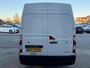 Renault Master T33 2.3 dCi L2H2 Générique! 3-Pers.! Nwe APK!